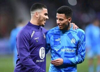 عز الدين أوناحي يتفوق على زكرياء أبوخلال في قمة الدوري الفرنسي