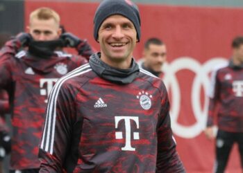 مولر يطمئن جماهير بايرن قبل موقعة باريس في دوري الأبطال