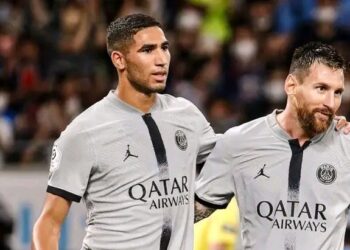 أشرف حكيمي ضمن التشكيلة المثالية للدوري الفرنسي