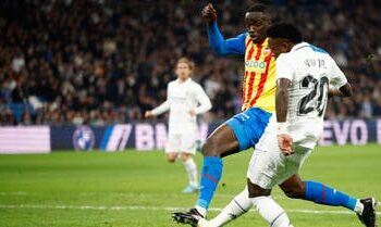 الليغا: ريال مدريد يهزم فالنسيا ويواصل تقليص الفارق مع برشلونة المتصدر