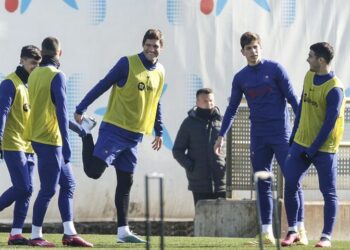 نجم مغربي يظهر في تدريبات برشلونة الإسباني
