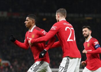مانشستر يونايتد يستعيد توازنه برباعية في مرمى ريال بتيس في الدوري الأوروبي