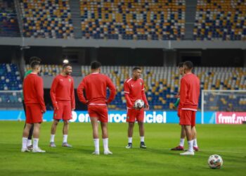 الأسود يخوضون اخر حصة تدريبية قبل مواجهة البرازيل