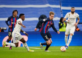 برشلونة يفوز ذهاباً على غريمه ريال مدريد في كأس ملك إسبانيا