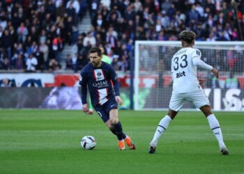 رين يفوز على باريس سان جيرمان في الدوري الفرنسي