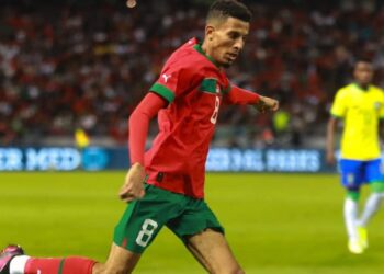 مارسيليا الفرنسي تبارك لاوناحي بعد الفوز على البرازيل