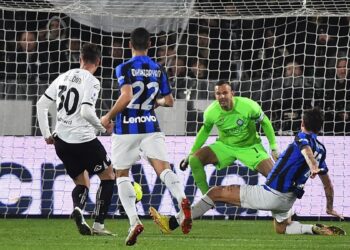 سبيزيا يصعق إنتر قبل مواجهة بورتو في دوري الأبطال