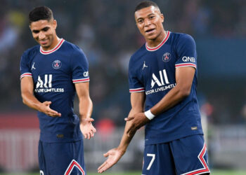 الإتحاد الفرنسيه يرفض السماح للاعبين المسلمين بالافطار خلال شهر رمضان