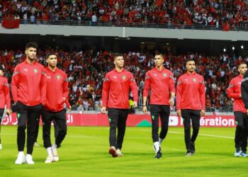 الأسود “يرقصون” على أنقاض البرازيل