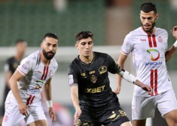 الرجاء الرياضي يؤكد إصابة محمد مكعازي بكسر بالمرفق الأيسر
