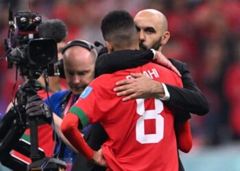 الركراكي: أوناحي كيفكرني في انييستا و تشافي