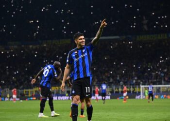 إنتر يتعادل مع بنفيكا ويصعد للمربع الذهبي لدوري الأبطال