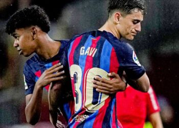 أمين يامال أصغر لاعب في التاريخ يرتدي قميص برشلونة