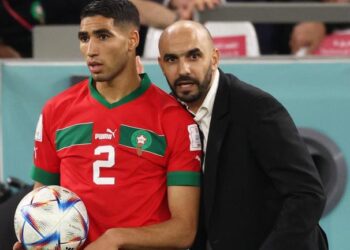 وليد الركراكي: أشرف حكيمي من أفضل لاعبي العالم بمركزه