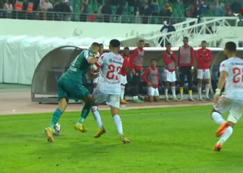 حسنية أكادير يعلن اجراء مباراة الرجاء الرياضي بدون جمهور