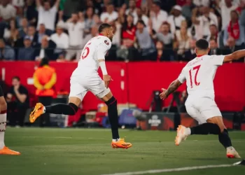 يوسف النصيري يتعملق ويقود إشبيلية لسحق مانشستر يونايتد والتأهل الى نصف نهائي مسابقة الدوري الأوروبي