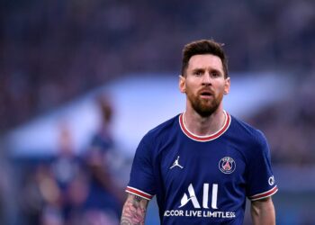 والد ميسي يكشف حقيقة انتقاله إلى الهلال