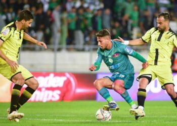 المغرب الرياضي الفاسي يزيد من أوجاع الرجاء الرياضي