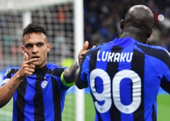 إنتر ميلان يجدد فوزه على جاره ميلان ويتأهل إلى نهائي دوري أبطال أوروبا