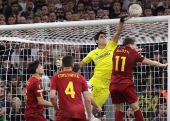 ياسين بونو يقود إشبيلية للتتويج بلقب اليوروباليغ للمرة السابعة في تاريخها