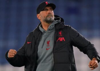 يورغن كلوب يتوقع فوز بوروسيا دورتموند بلقب “البوندسليغا”