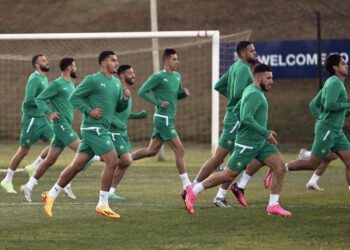 المنتخب المغربي يخوض أول حصة تدريبية في جنوب أفريقيا