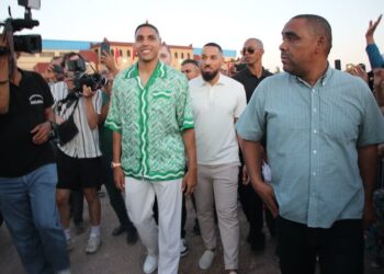 ساكنة كلميمة تخصص احتفالا رائعا بالأسد المغربي “عبد الحميد الصابيري” بعد أدائه التاريخي في مونديال قطر