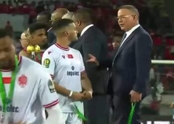 فوزي لقجع يعاتب جلال الداودي بعد ضياع لقب دوري أبطال أفريقيا