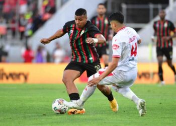 الجولة 27… الصداع يحتدم بين الوداد والجيش الملكي على لقب البطولة