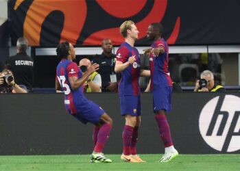 برشلونة يقسو على ريال مدريد بثلاثية نظيفة وديا