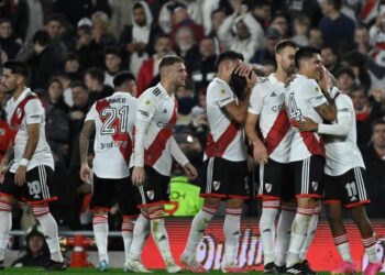 ريفر بليت يواصل الابتعاد بصدارة الدوري الأرجنتيني
