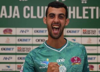 الرجاء الرياضي يتعاقد مع نجم البطولة الوطنية