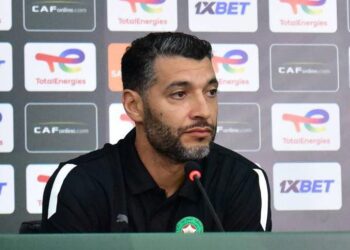 الشرعي: لا يوجد لاعبون أساسيون أو بدلاء في الفريق الوطني