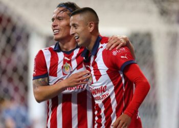 تشيفاس يفوز على تيخوانا ويعزز صدارته للدوري المكسيكي