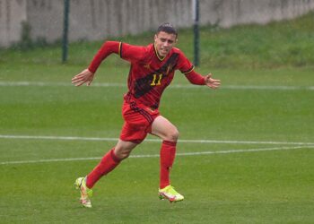 الجامعة تخطف لاعبًا جديدًا من منتخب بلجيكا