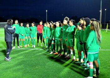 المنتخب الوطني لكرة القدم النسوية يجري آخر حصة تدريبية قبل لقاء كولومبيا