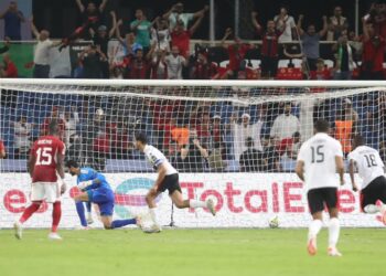 اتحاد العاصمة بطلا للسوبر الإفريقي على حساب الأهلي المصري