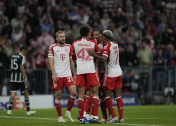 دوري الأبطال: بايرن يعمق جراح مانشستر يونايتد وآرسنال يسحق إيندهوفن