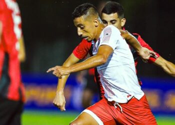 الكونفدرالية الإفريقية .. الفتح الرباطي يتعادل مع اتحاد العاصمة الجزائري