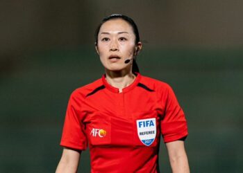 74 حكماً لإدارة كأس آسيا بينهم 5 سيدات
