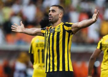 عبدالرزاق حمدالله يقود إتحاد جدة السعودي للفوز القوة الجوية العراقي