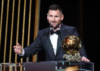 ميسي: سأودع جماهير برشلونة في كامب نو