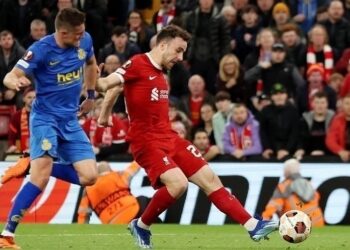 الدوري الأوروبي.. ليفربول يهزم جيلواز ويصل للنقطة السادسة