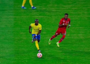 النصر يتعثر أمام أبها في دوري روشن السعودي