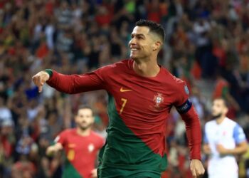 كريستيانو: استمتع بوقتي مع منتخب البرتغال والنصر