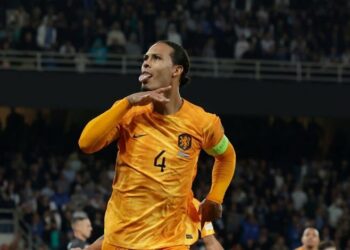 سلوفاكيا تقترب من بلوغ أمم أوروبا وهولندا تحيي الآمال
