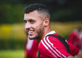 مدرب فالنسيا يشيد بالدولي المغربي سليم أملاح :”لاعب متعدد المراكز”