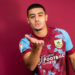 انس الزروري أساسي رفقة بيرنلي ضد برونموت ضمن الدوري الانجليزي الممتاز