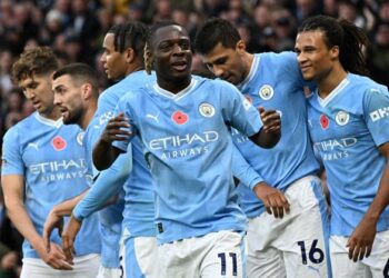 مانشستر سيتي يسحق بورنموث ويعتلي صدارة الدوري الإنجليزي مؤقتا