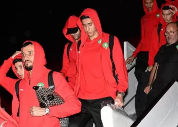 بعثة المنتخب المغربي تحط الرحال بالعاصمة التنزانية دار السلام